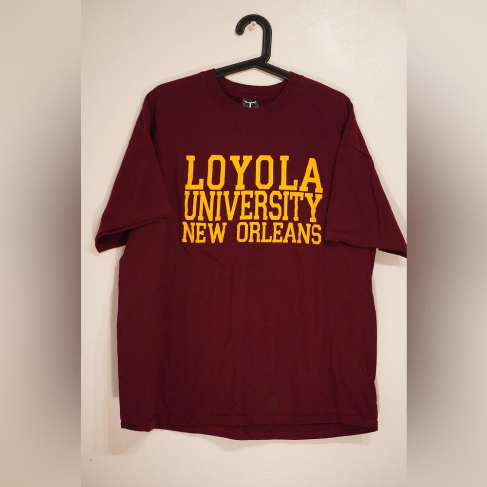 Men’s Hanes Loyola University New Orleans Beefy T shirt